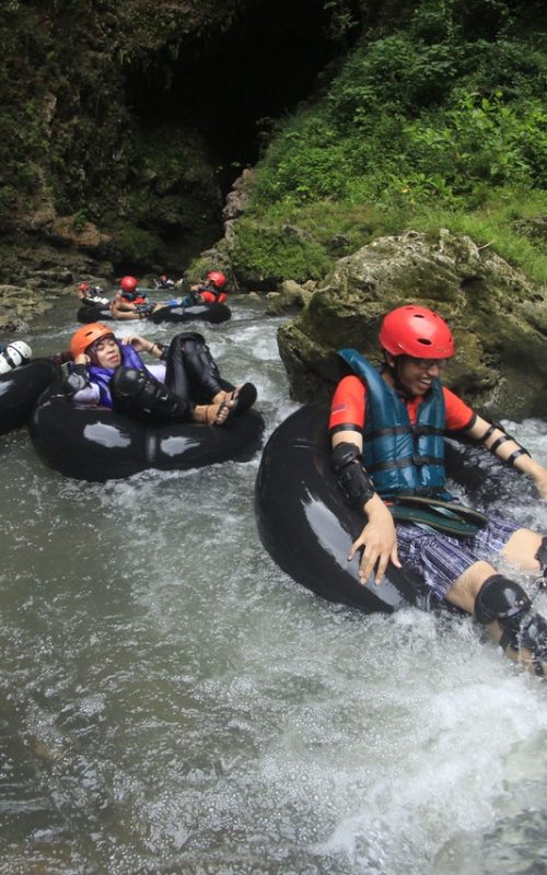 rafting-cergy.jpeg rafting-cergy.jpeg